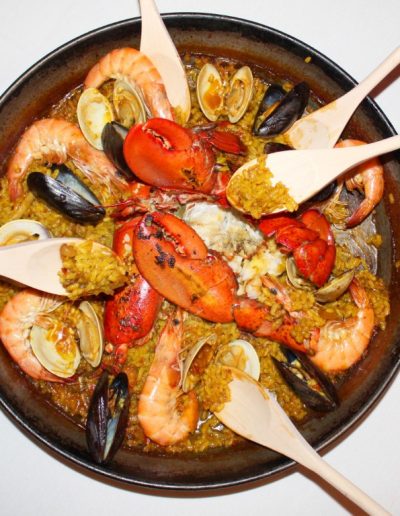 Paella al centro